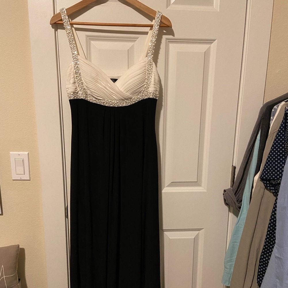 JS Boutique white/black maxi dress beads on straps